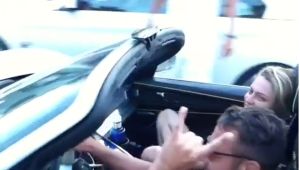 Bloke Crashes £1m Porsche In Car Park