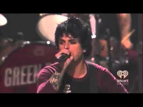 Green Day's Billy Joe Armstrong flips out on stage
